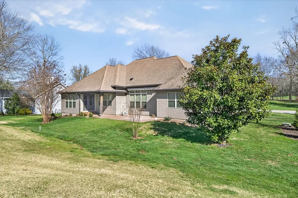 240 Forest Hill Drive Crossville TN 38558