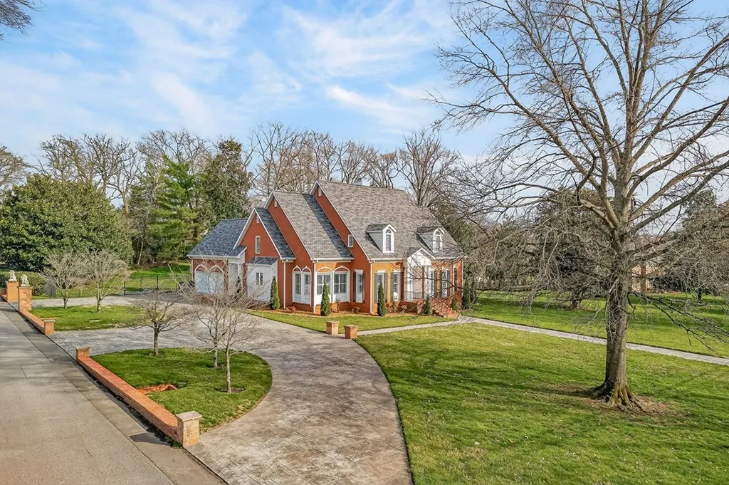 811 N Maple Avenue Cookeville TN 38501