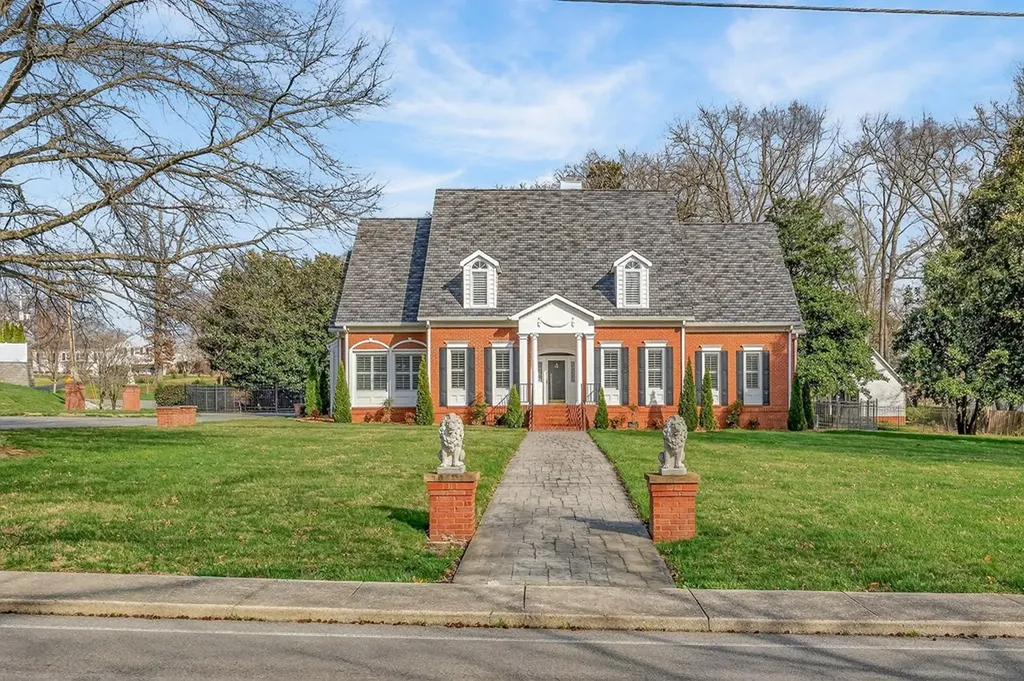 811 N Maple Avenue Cookeville TN 38501