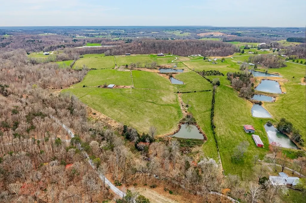 59.56 Ac Marie Lane Red Boiling Springs TN 37150