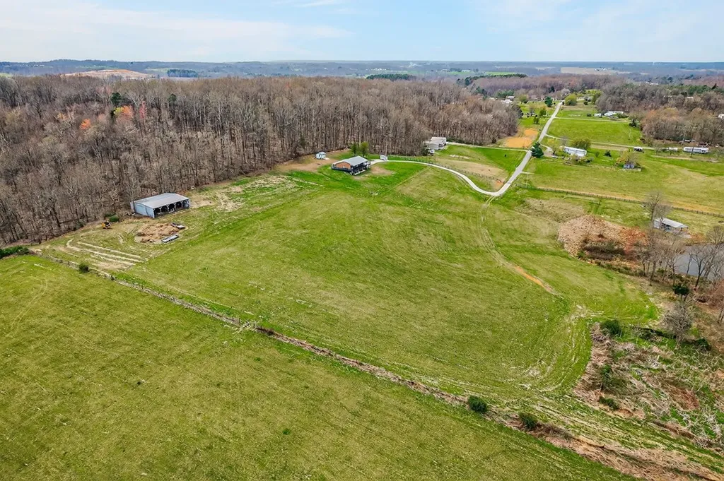 59.56 Ac Marie Lane Red Boiling Springs TN 37150