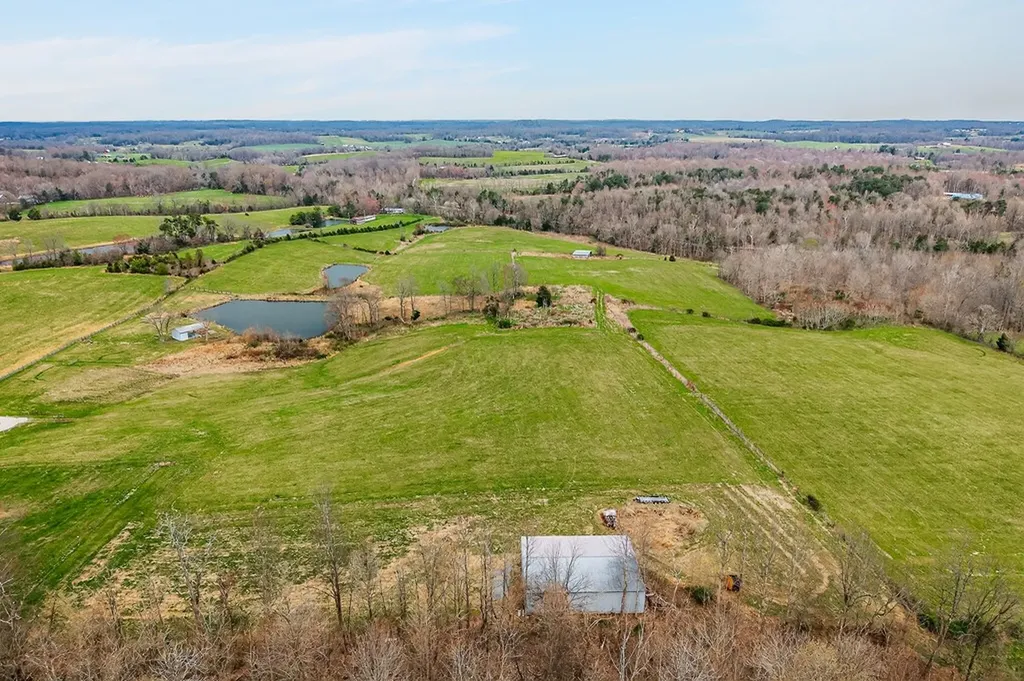 59.56 Ac Marie Lane Red Boiling Springs TN 37150