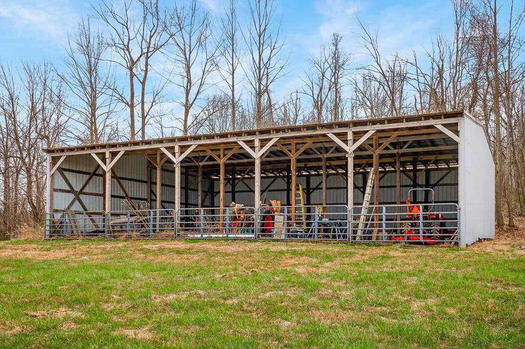 59.56 Ac Marie Lane Red Boiling Springs TN 37150
