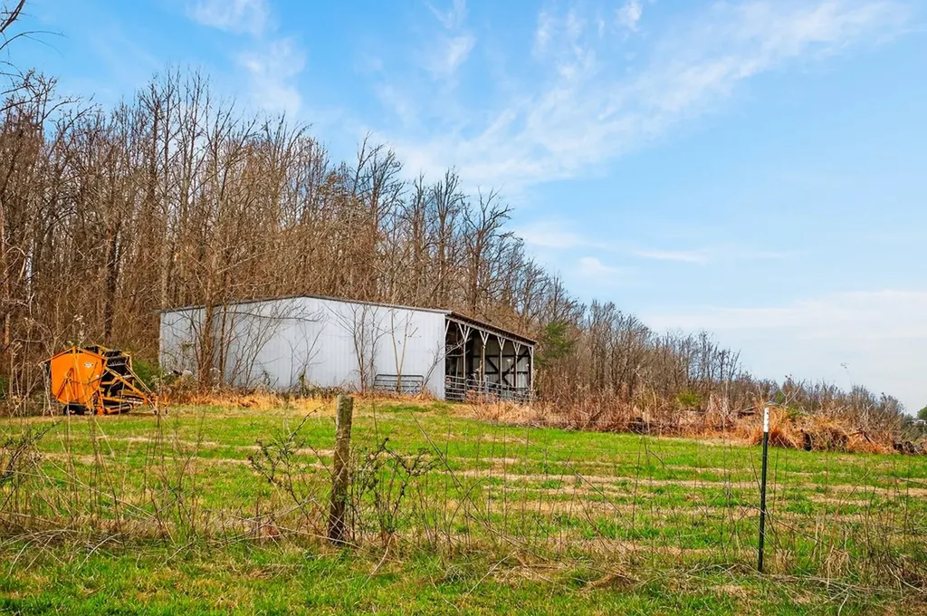 59.56 Ac Marie Lane Red Boiling Springs TN 37150