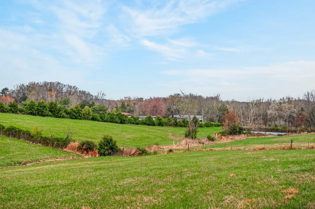 59.56 Ac Marie Lane Red Boiling Springs TN 37150