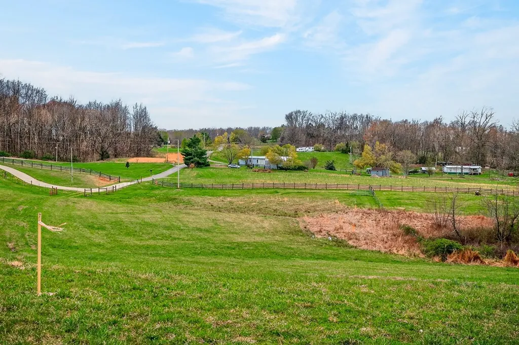 59.56 Ac Marie Lane Red Boiling Springs TN 37150
