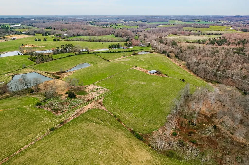 59.56 Ac Marie Lane Red Boiling Springs TN 37150