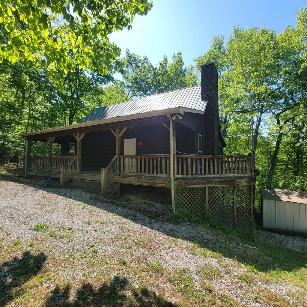 57 Simple Life Road Hilham TN 38568