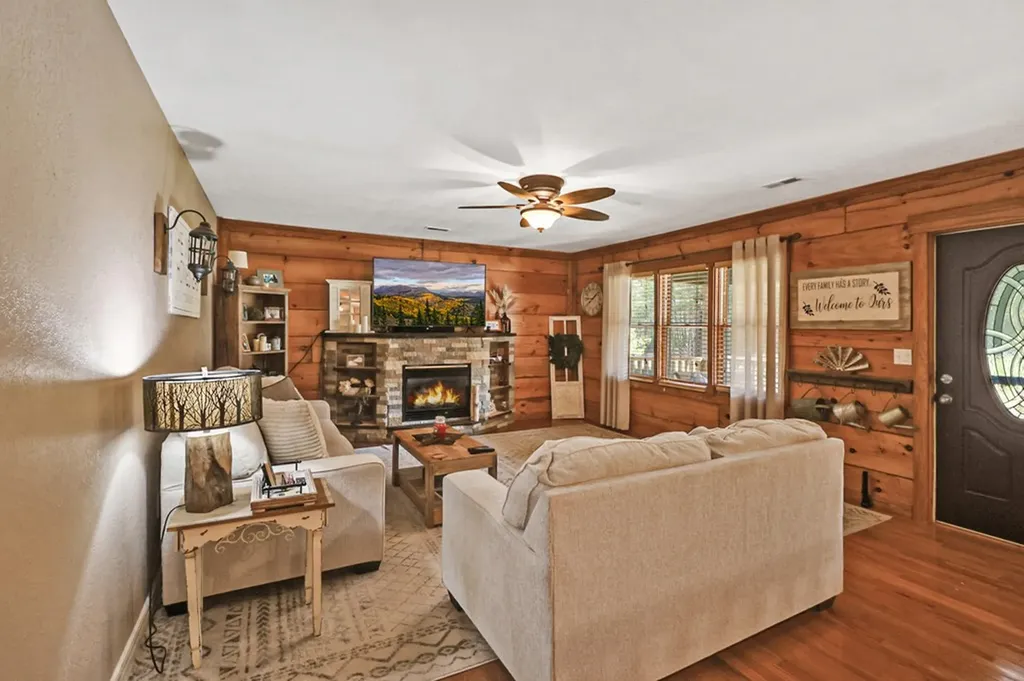 108 Grace Lane Crossville TN 38555