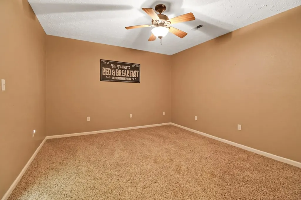 108 Grace Lane Crossville TN 38555