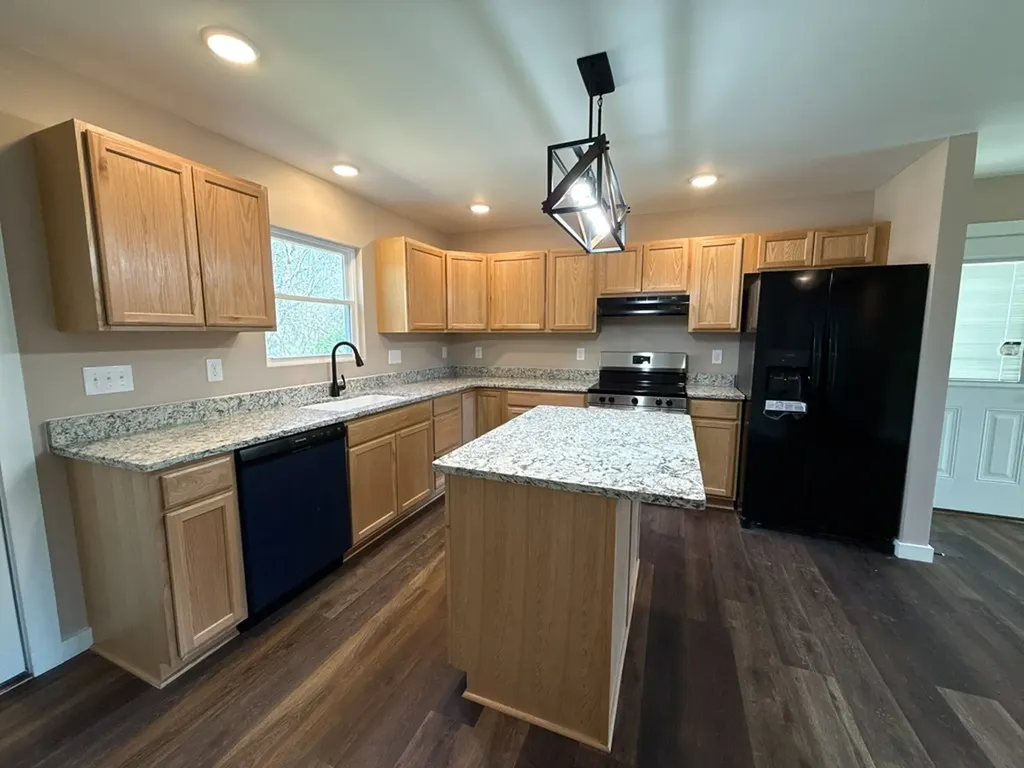 44 Blue Lake Road Mcminnville TN 37110