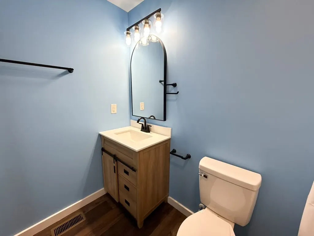 44 Blue Lake Road Mcminnville TN 37110
