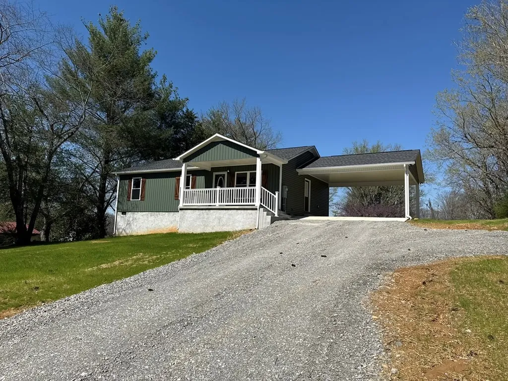 44 Blue Lake Road Mcminnville TN 37110