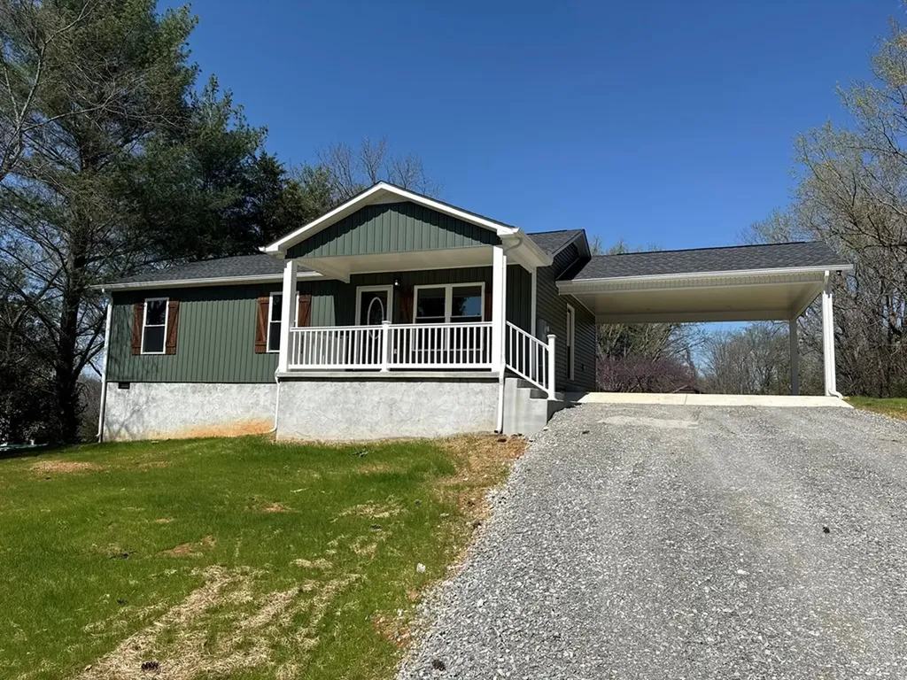44 Blue Lake Road Mcminnville TN 37110