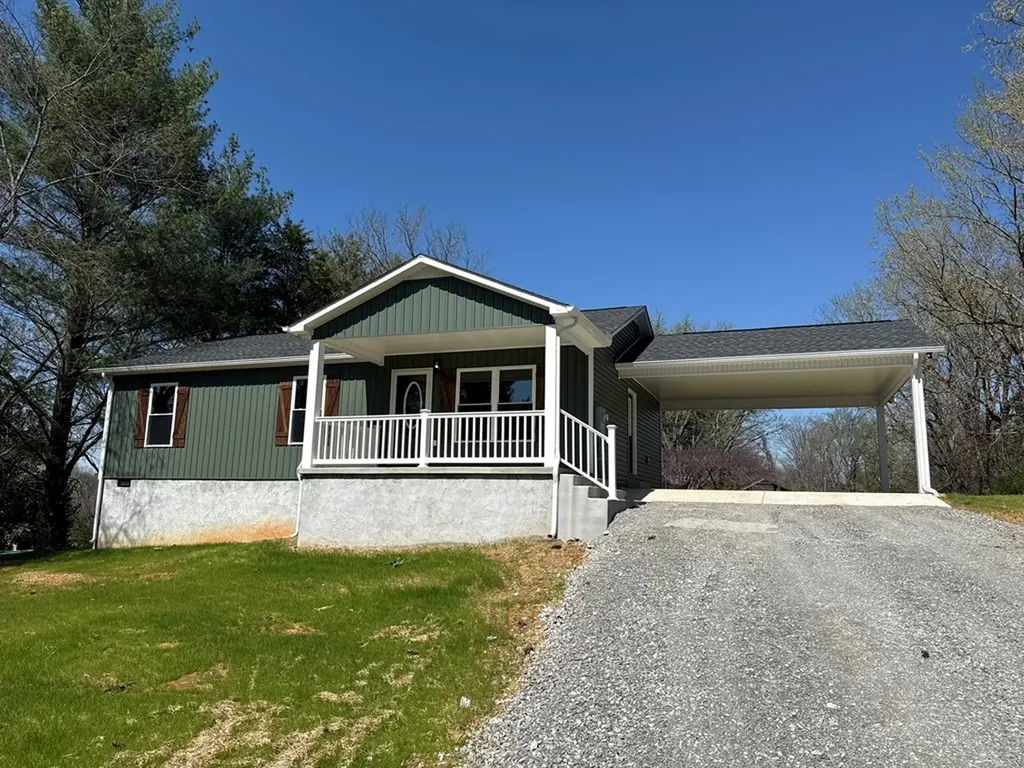 44 Blue Lake Road Mcminnville TN 37110