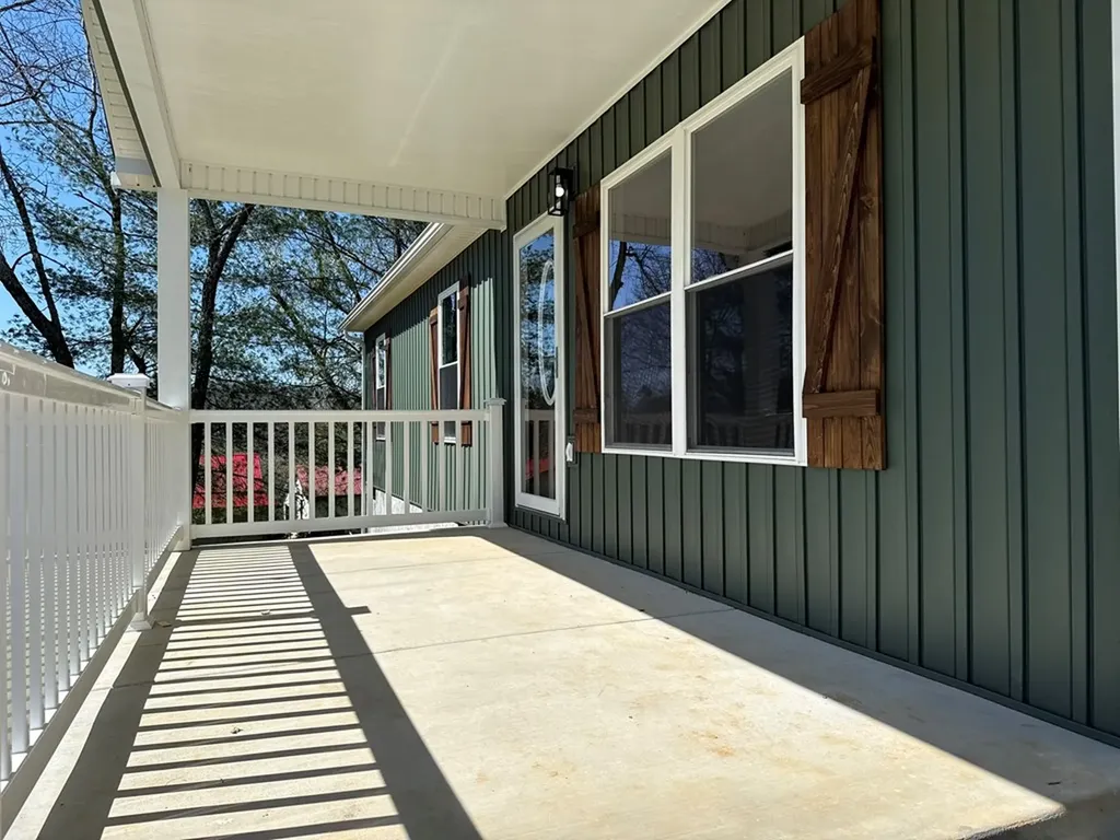 44 Blue Lake Road Mcminnville TN 37110