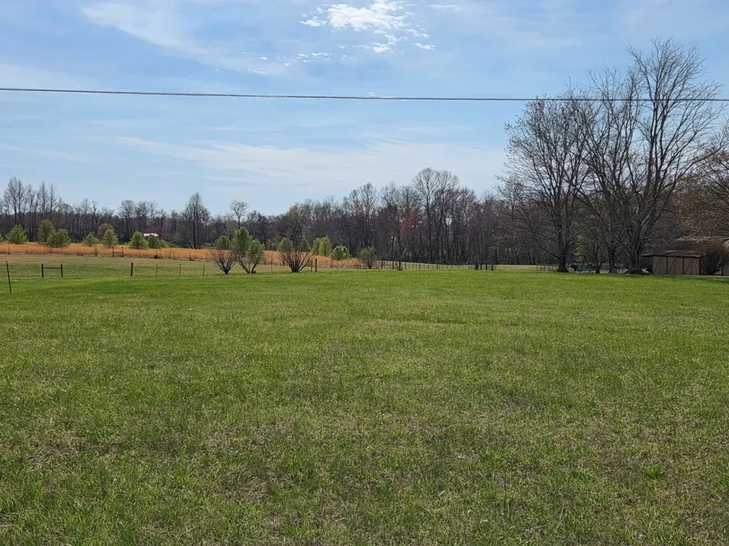 195 NW Ray Cemetery Road Sparta TN 38583