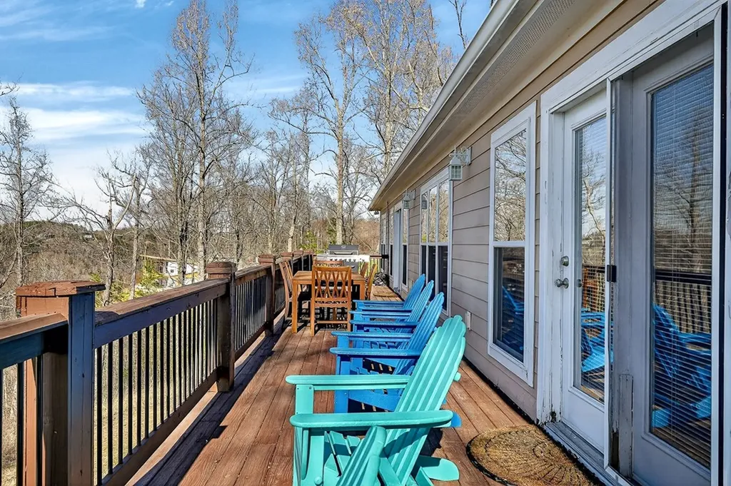 1175 W Hutchins Bend Sparta TN 38583