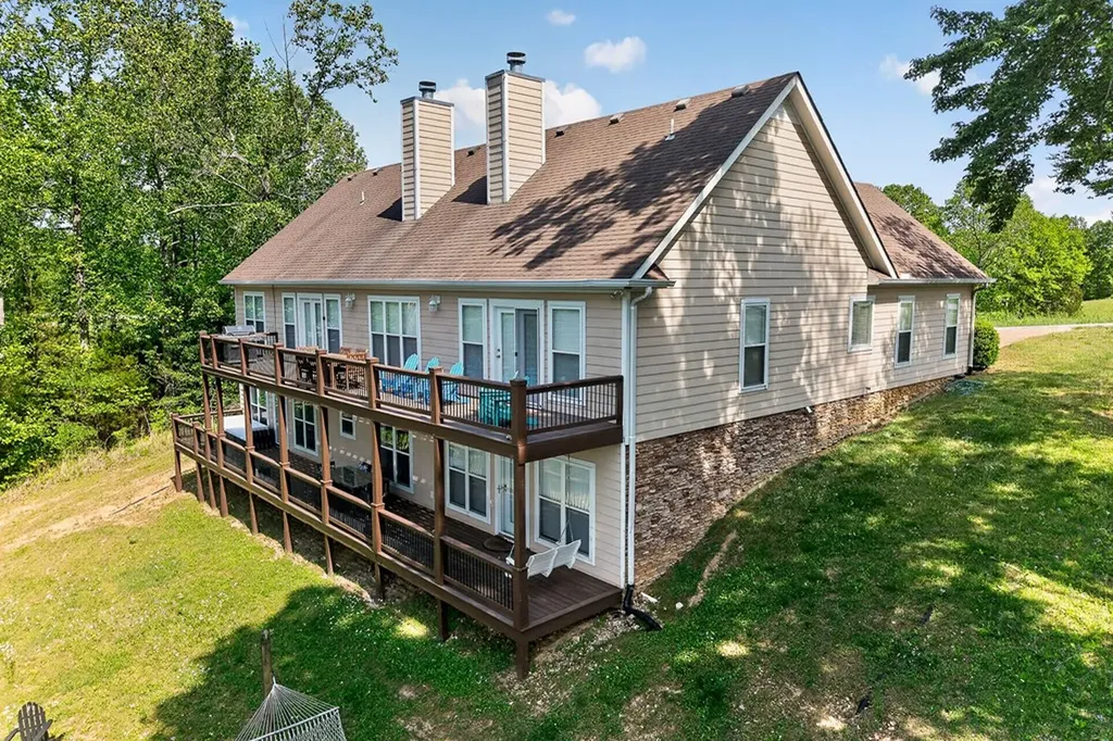 1175 W Hutchins Bend Sparta TN 38583