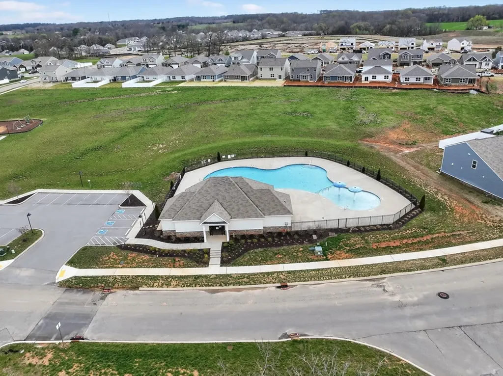 7129 Sunny Parks Drive White House TN 37188