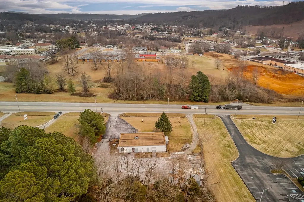 1410 Bradford Hicks Drive Livingston TN 38570