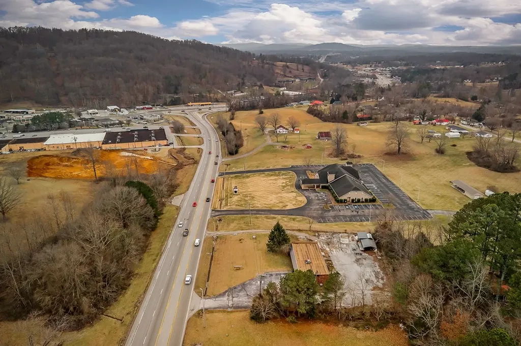 1410 Bradford Hicks Drive Livingston TN 38570