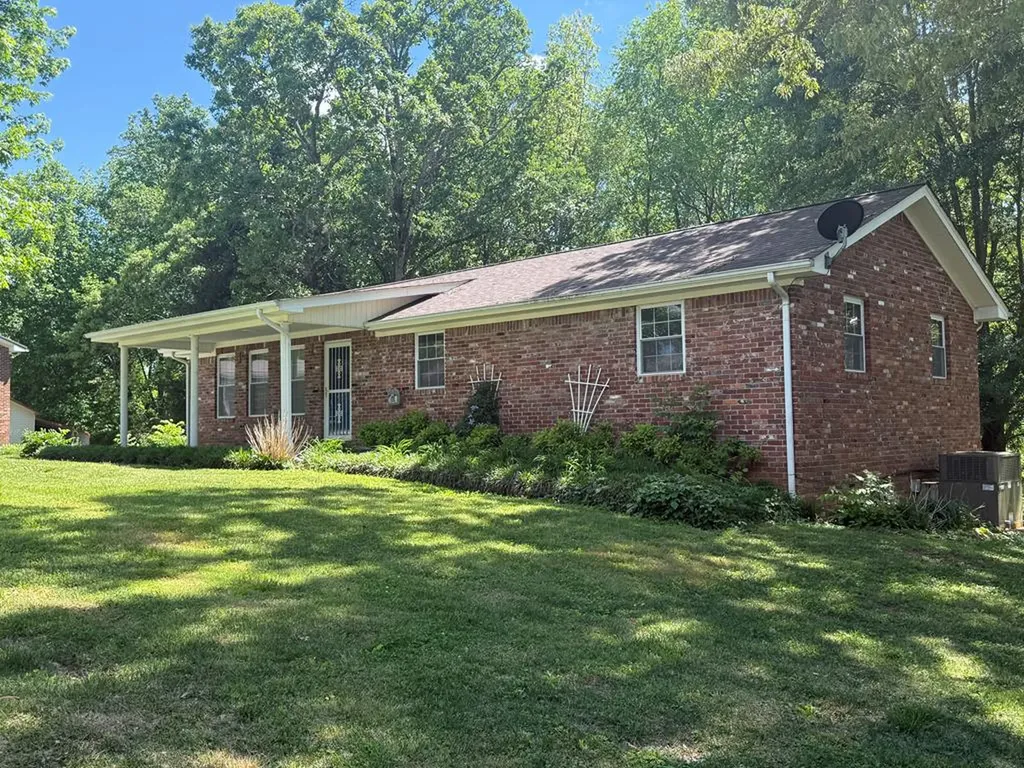 516 Thomas Street Sparta TN 38583