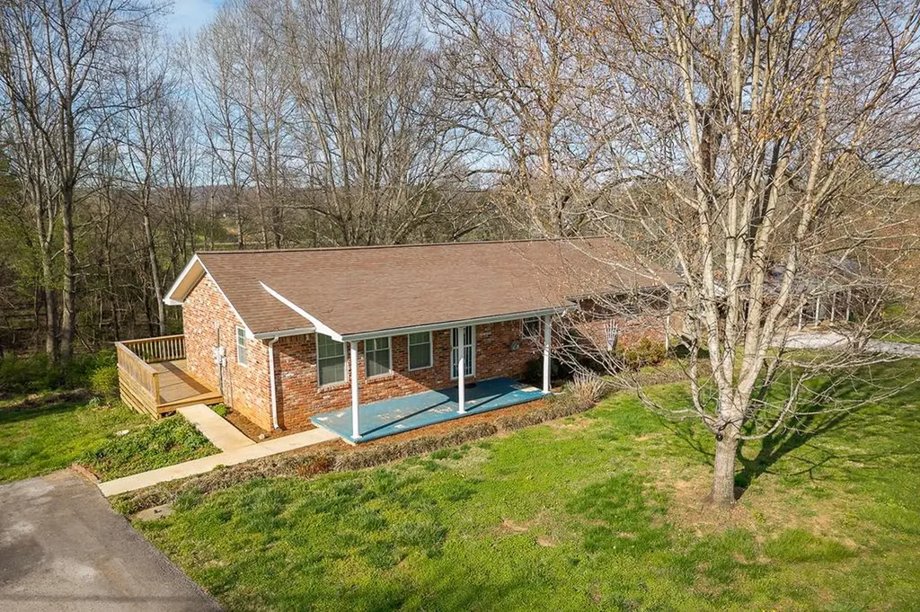 516 Thomas Street Sparta TN 38583