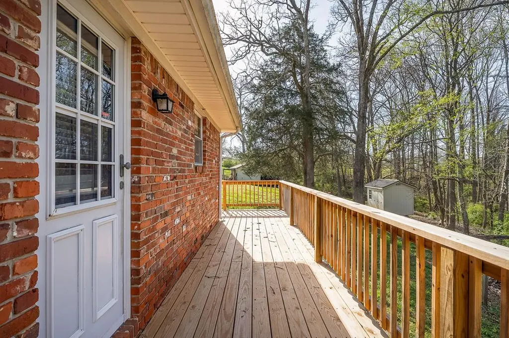 516 Thomas Street Sparta TN 38583