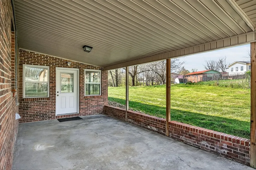 1423 Shadow Lane Cookeville TN 38501