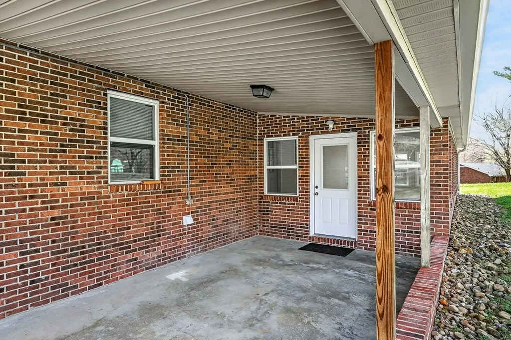 1423 Shadow Lane Cookeville TN 38501