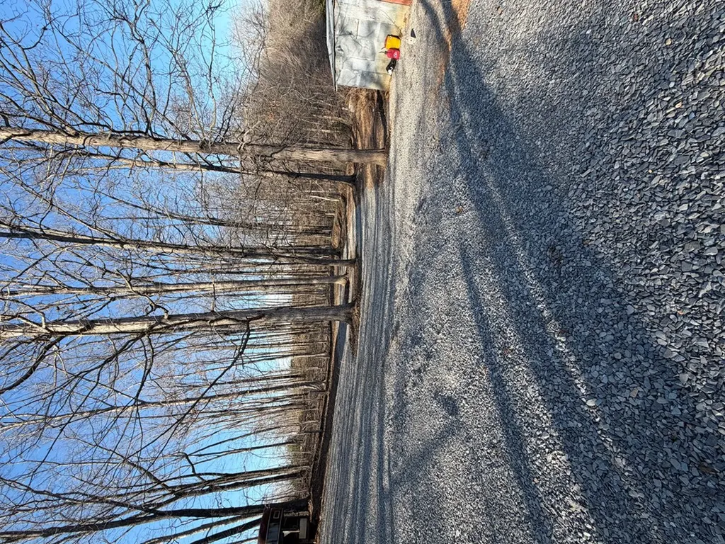 10 Acres Bob Dennings Road Allons TN 38541