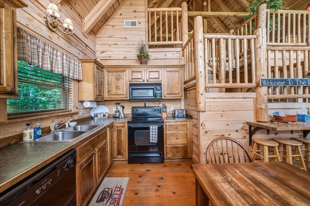 101 Meadow View Lane Spencer TN 38585
