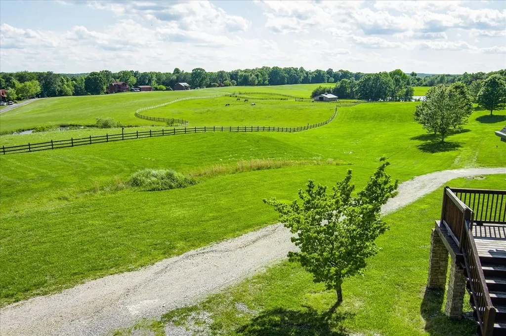 101 Meadow View Lane Spencer TN 38585