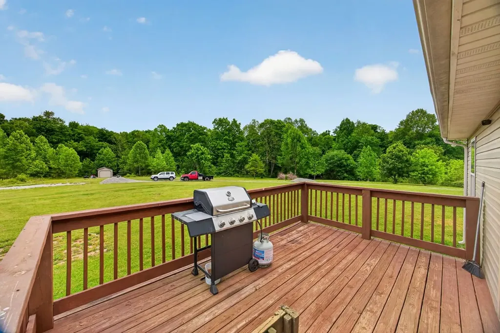 2047 Todd Road Clarkrange TN 38553