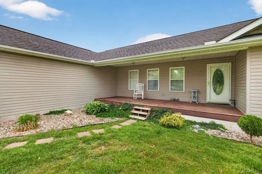 2047 Todd Road Clarkrange TN 38553