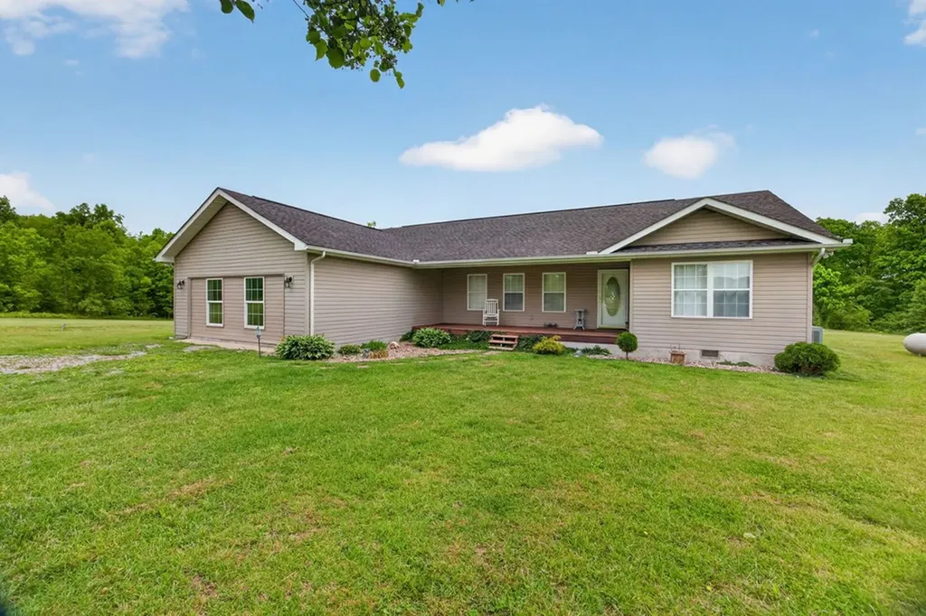 2047 Todd Road Clarkrange TN 38553