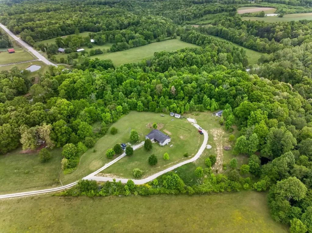 2047 Todd Road Clarkrange TN 38553