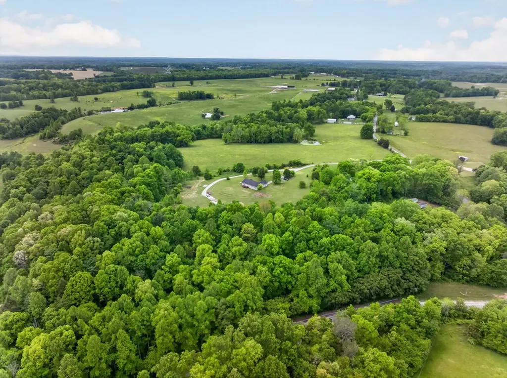 2047 Todd Road Clarkrange TN 38553
