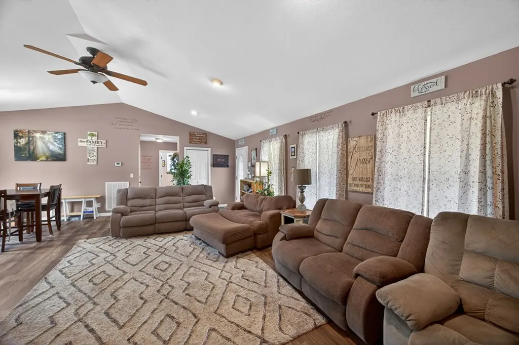 2047 Todd Road Clarkrange TN 38553