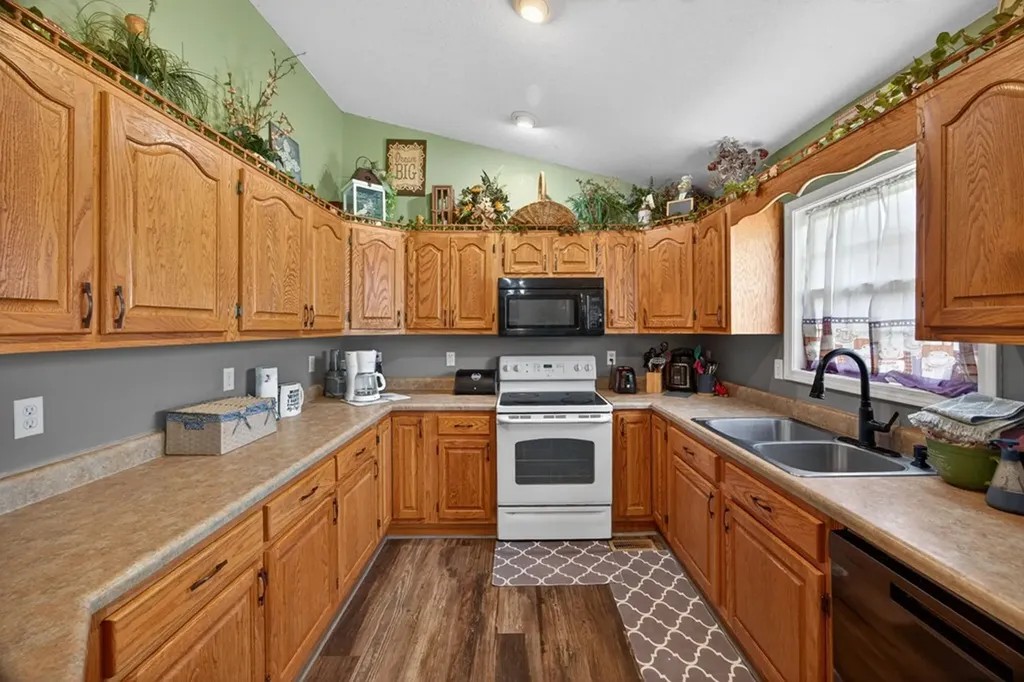 2047 Todd Road Clarkrange TN 38553