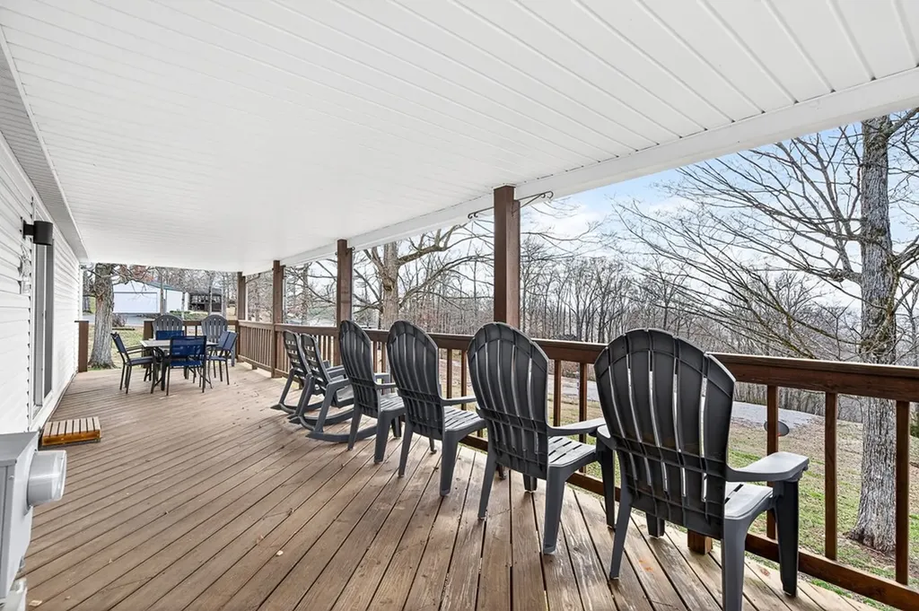 1541 Hassler Loop Byrdstown TN 38549