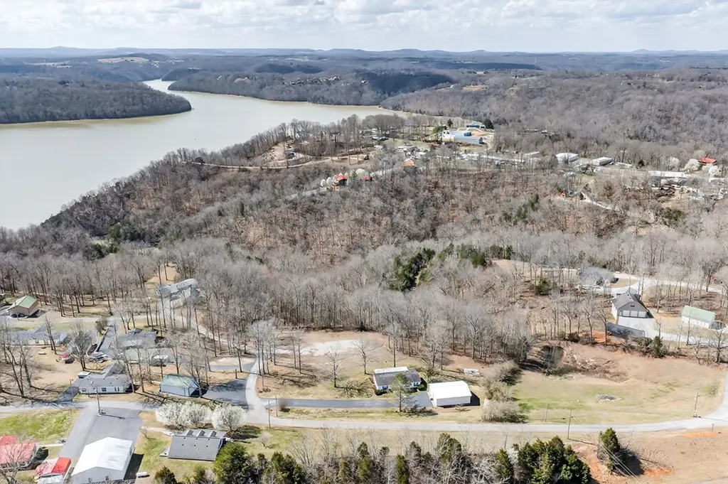 1541 Hassler Loop Byrdstown TN 38549