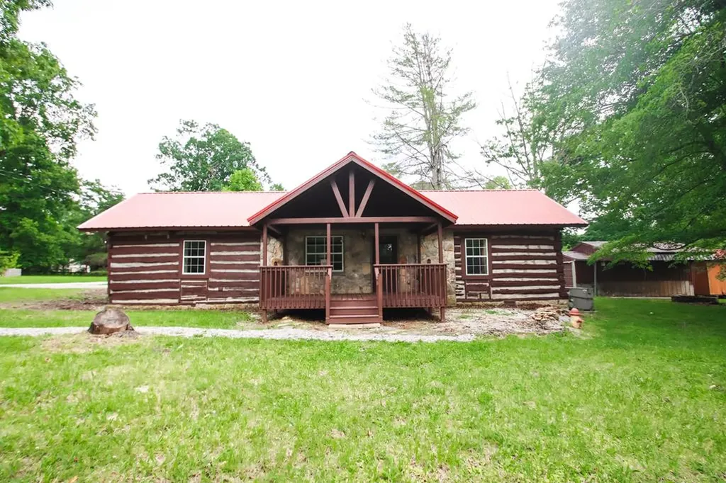 210 Kingwood Drive Sparta TN 38583