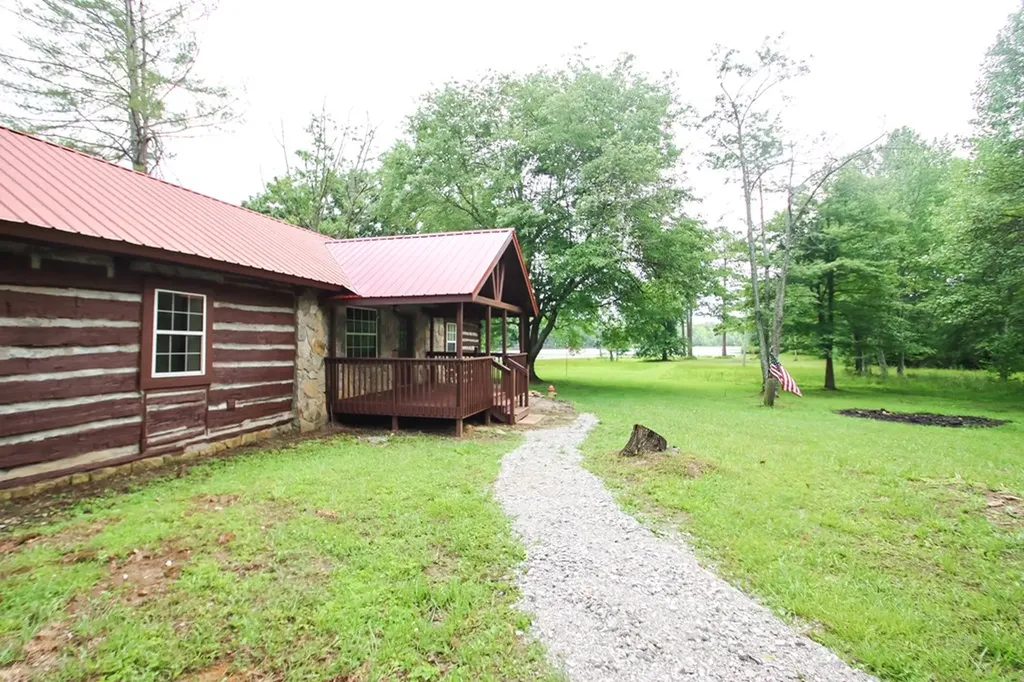 210 Kingwood Drive Sparta TN 38583