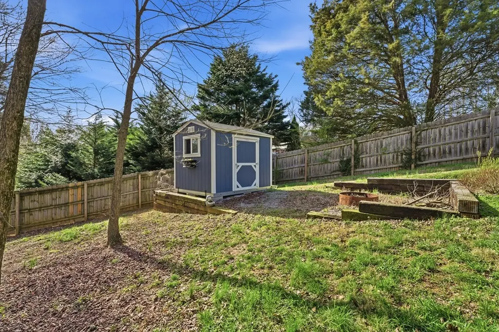221 Birchwood Lane Other TN 37771