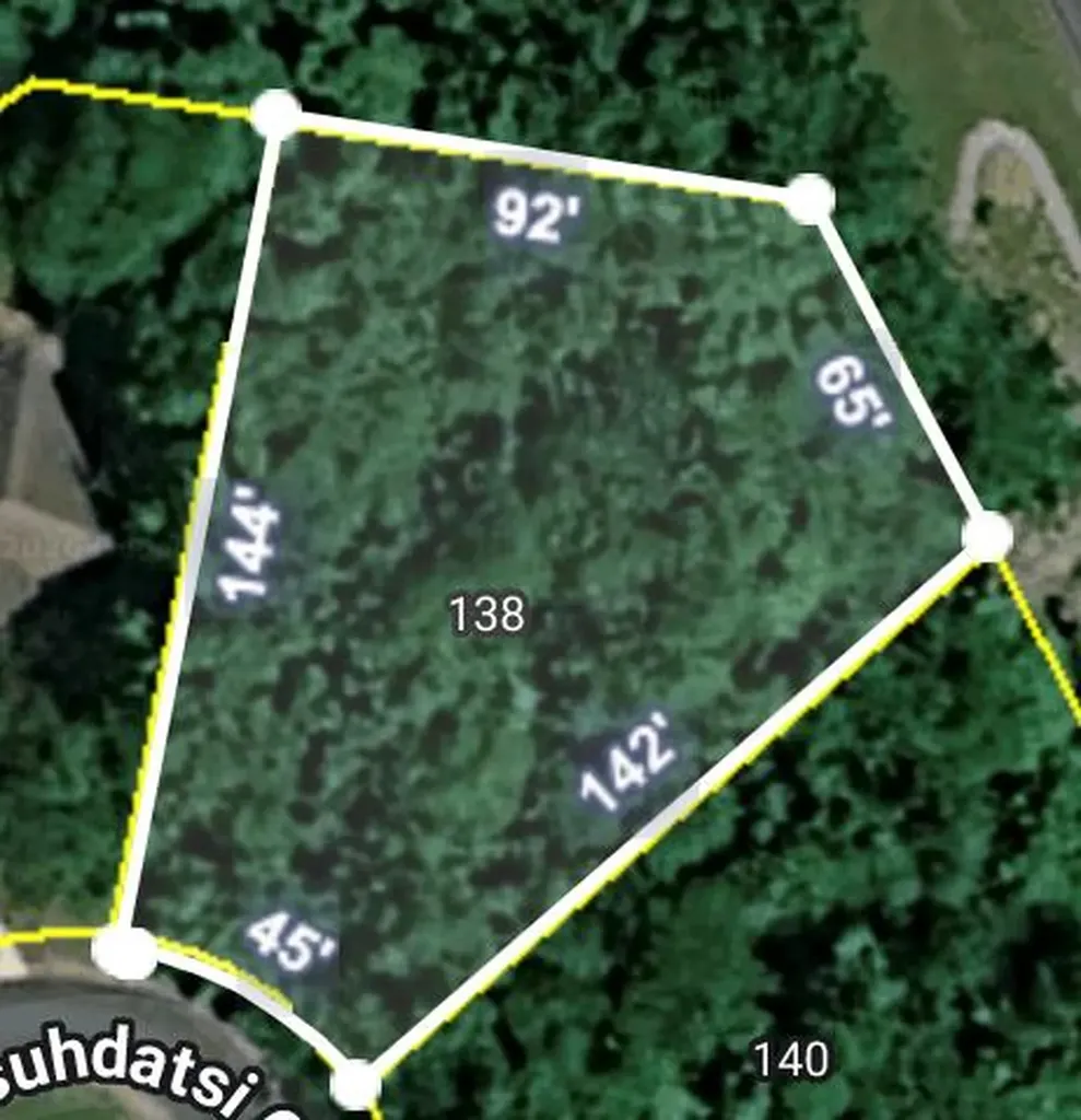 138 Tsuhdatsi Circle Loudon TN 37775