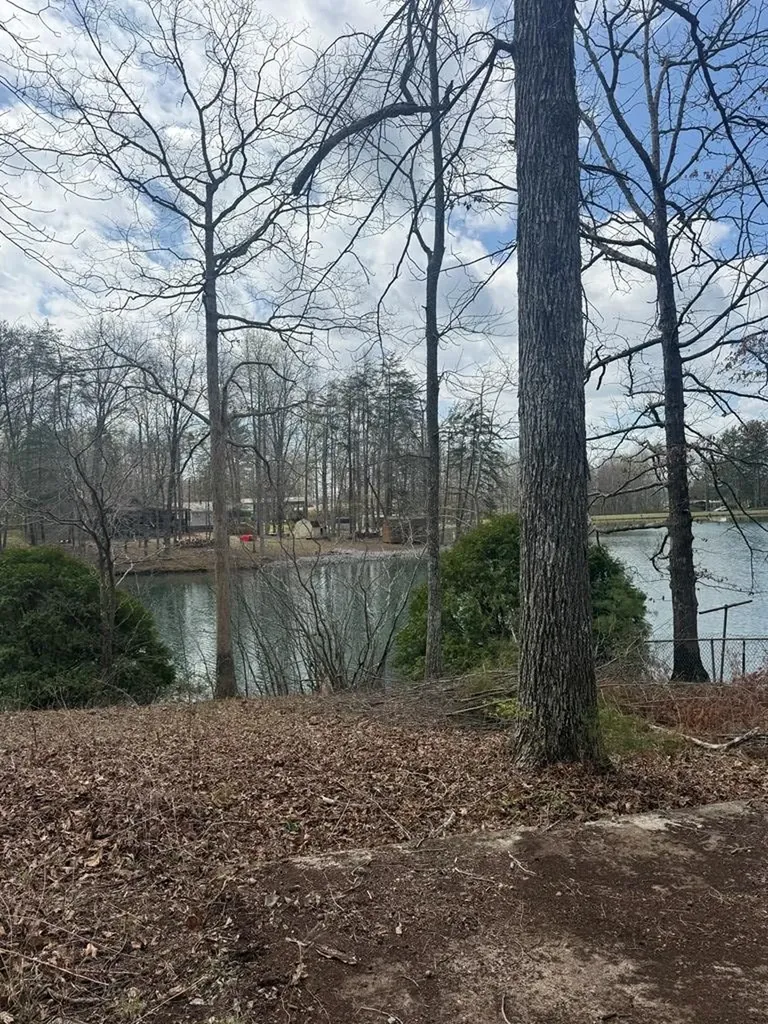 231 Crockett Lake Drive Crossville TN 38572