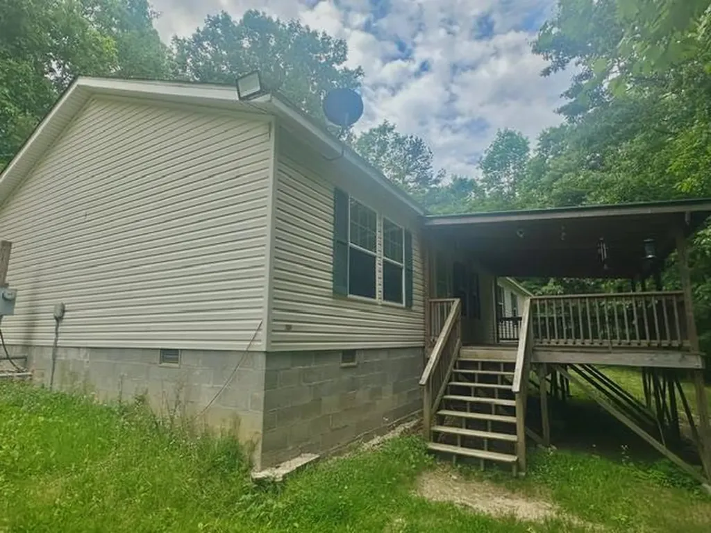 126 Indian Village Lane Wilder TN 38589