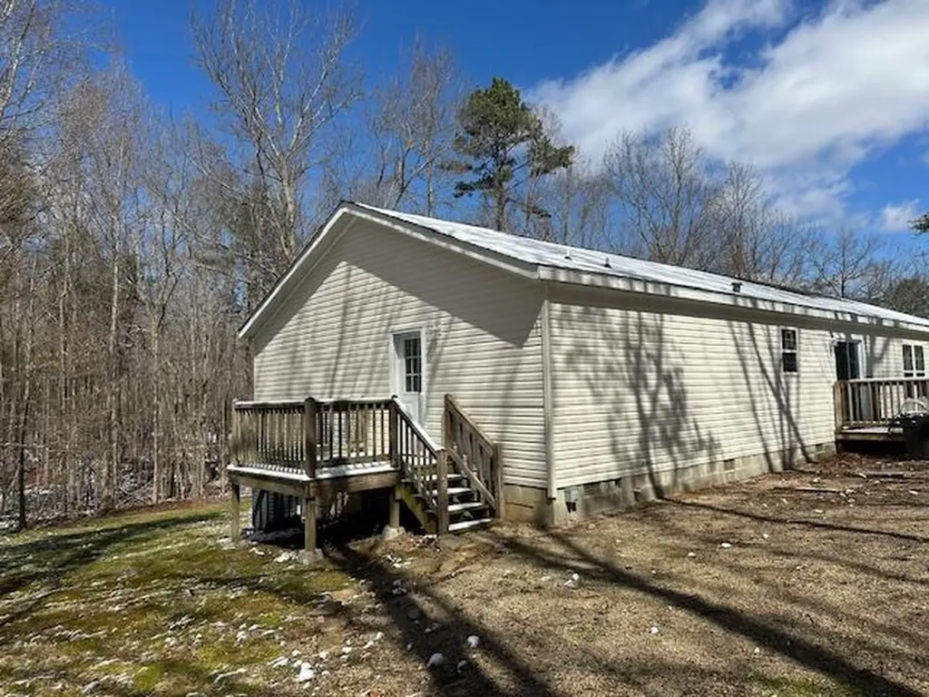 126 Indian Village Lane Wilder TN 38589